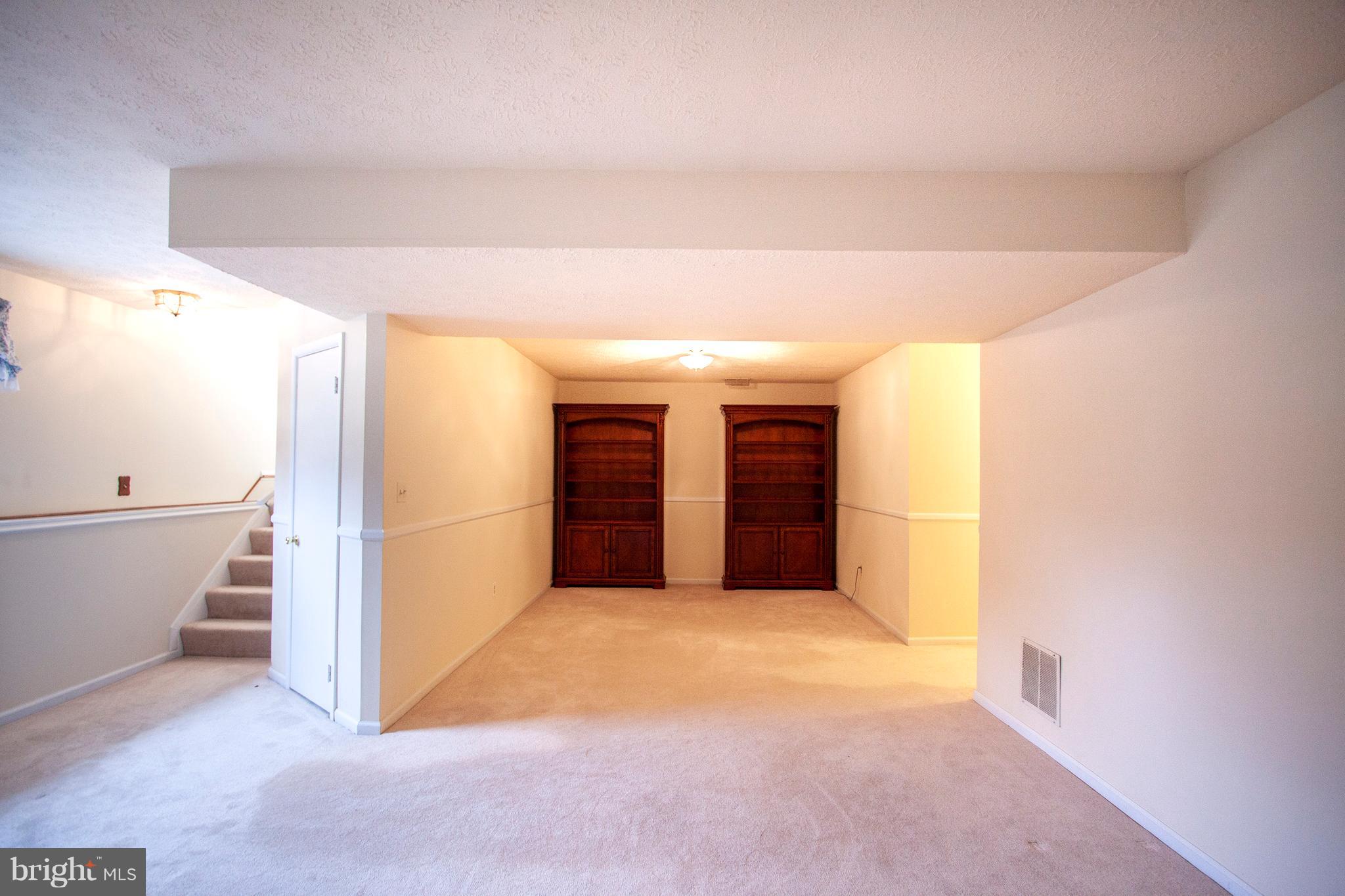 HILLSDALE - Residential