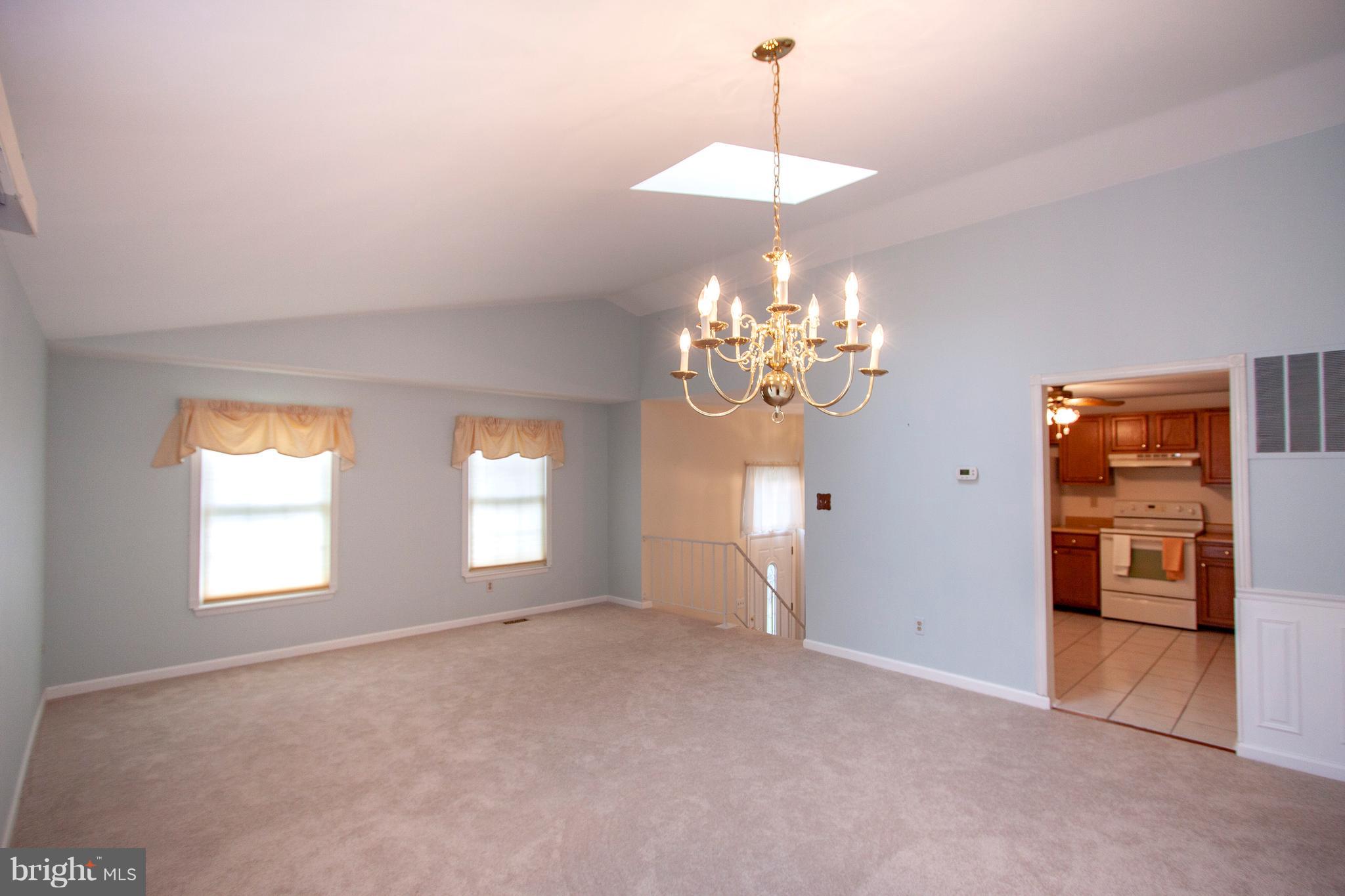 HILLSDALE - Residential