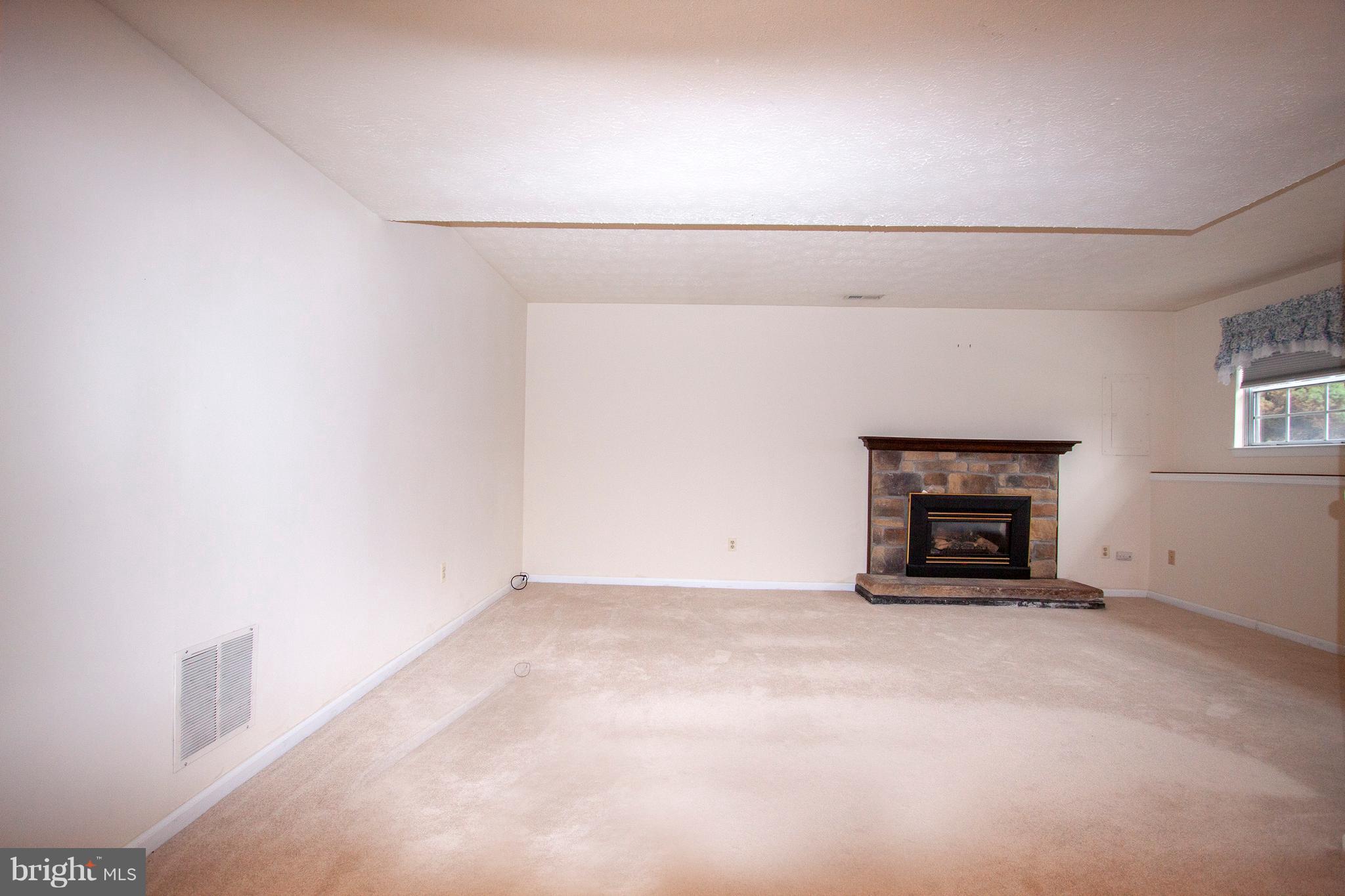 HILLSDALE - Residential