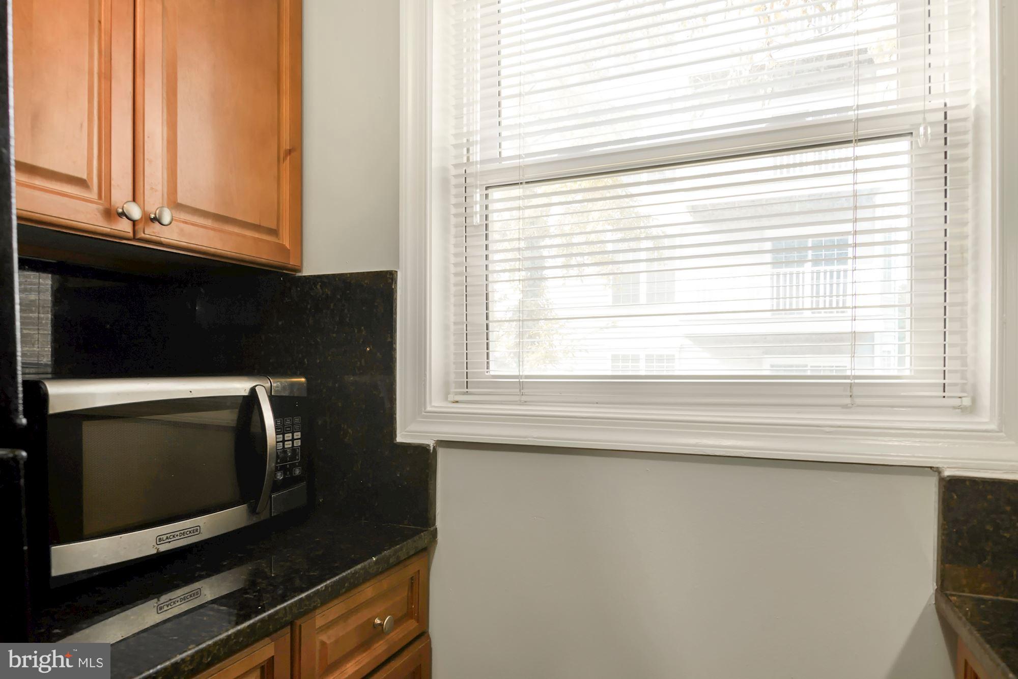 COURTHOUSE - Residential Lease