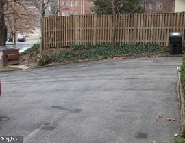 COURTHOUSE - Residential Lease