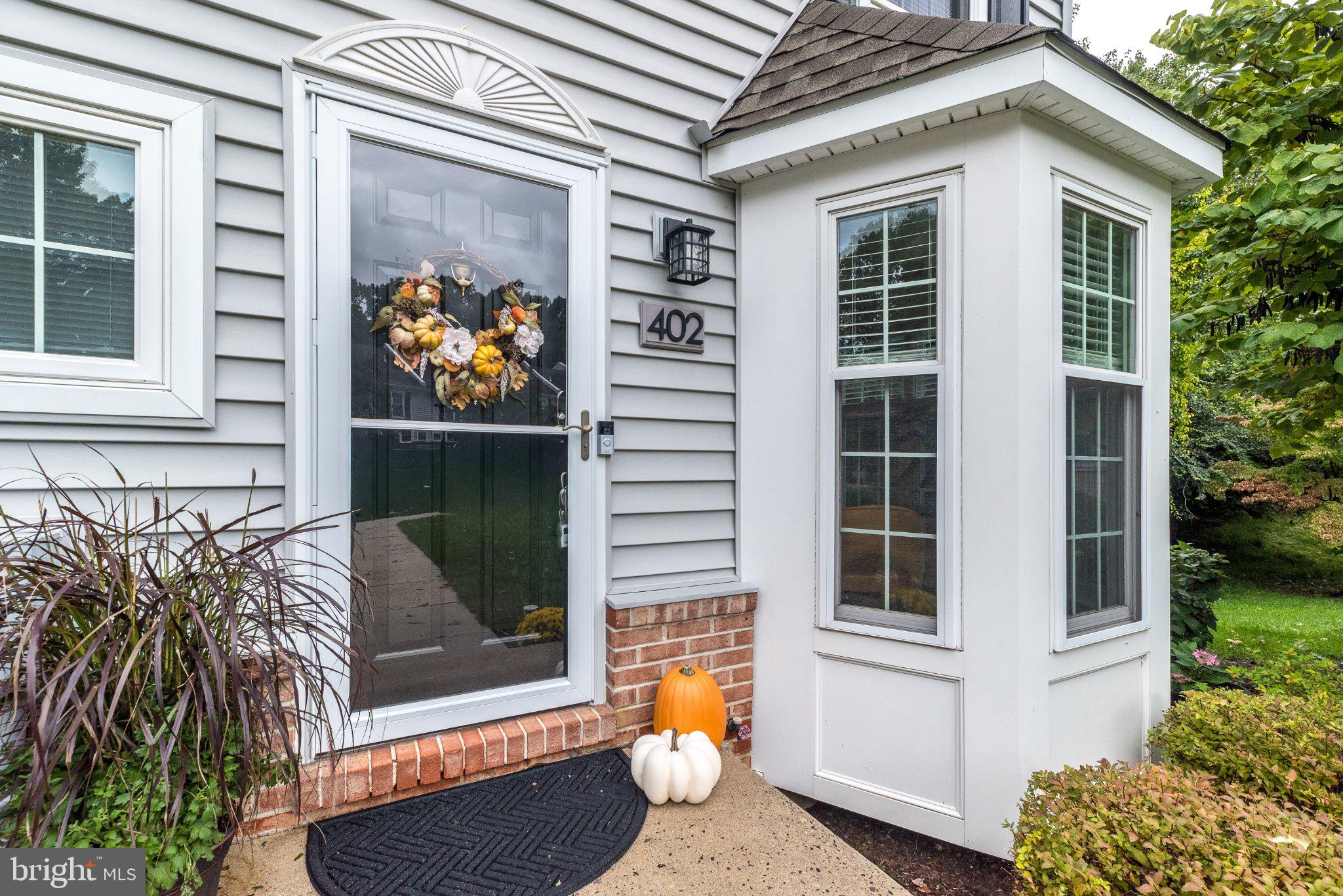 402 HARTFORD SQUARE 55