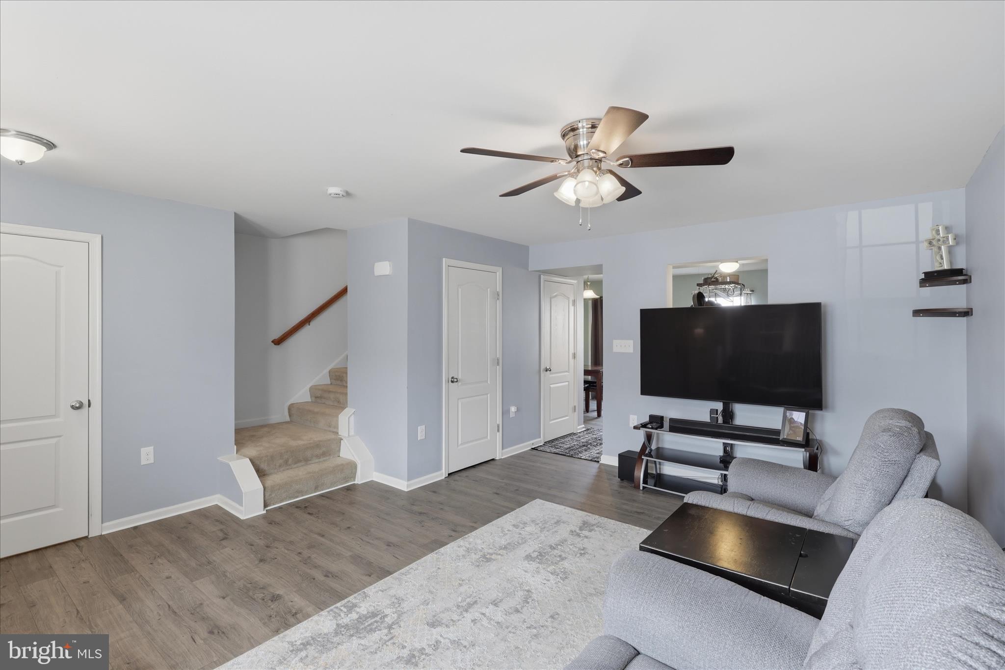 MANOR PARK - Residential