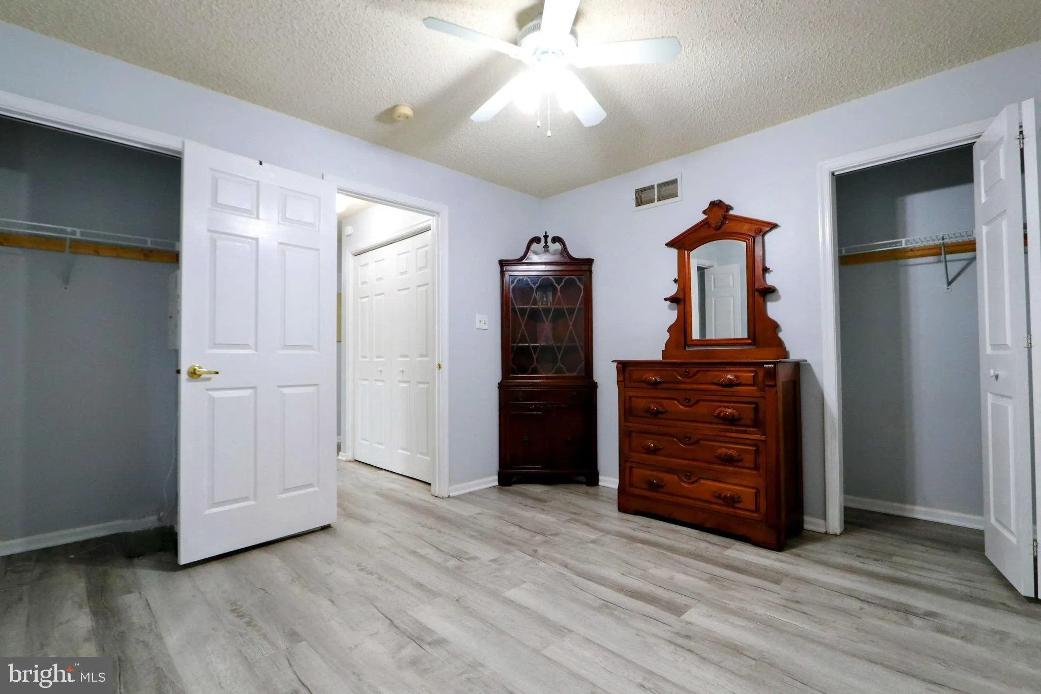 Trenton, New Jersey 08648, United States, 2 Bedrooms Bedrooms, ,2 BathroomsBathrooms,Residential,Active,234281