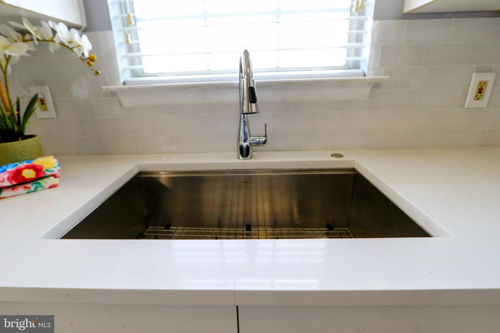 Trenton, New Jersey 08648, United States, 2 Bedrooms Bedrooms, ,2 BathroomsBathrooms,Residential,Active,234281