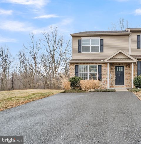 857 GREGS DRIVE HARRISBURG PA 17111