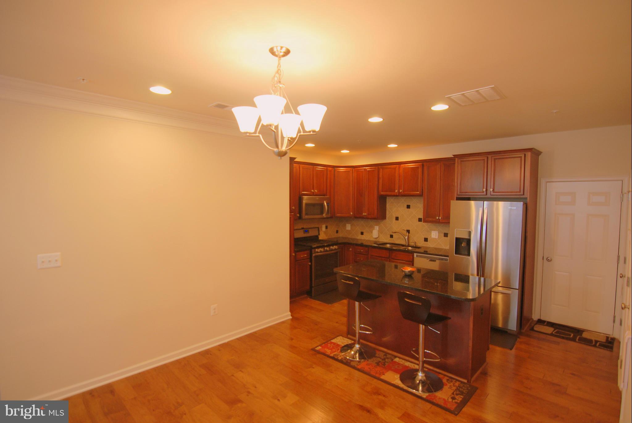 LOUDOUN VALLEY ESTATES - Residential Lease