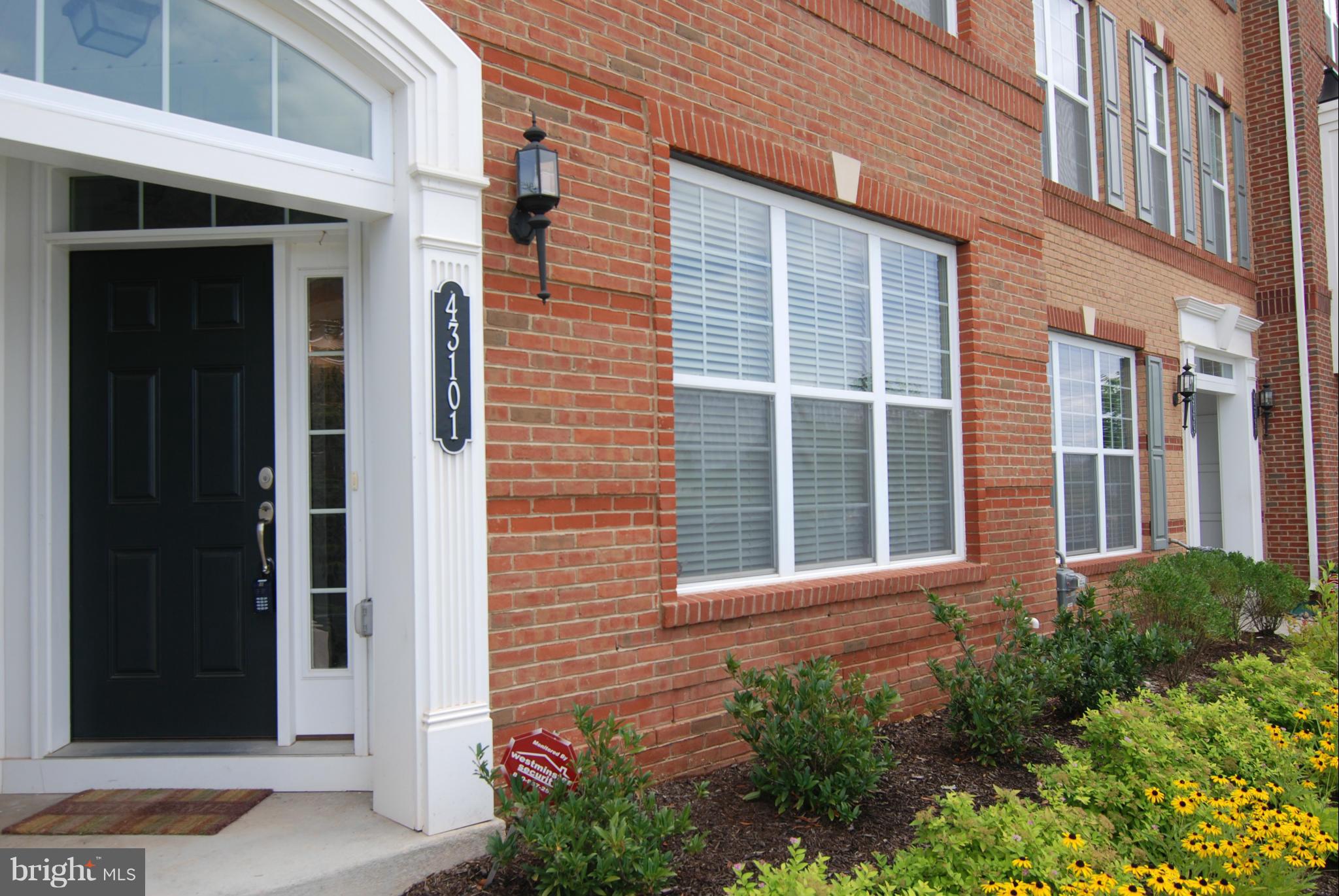 LOUDOUN VALLEY ESTATES - Residential Lease