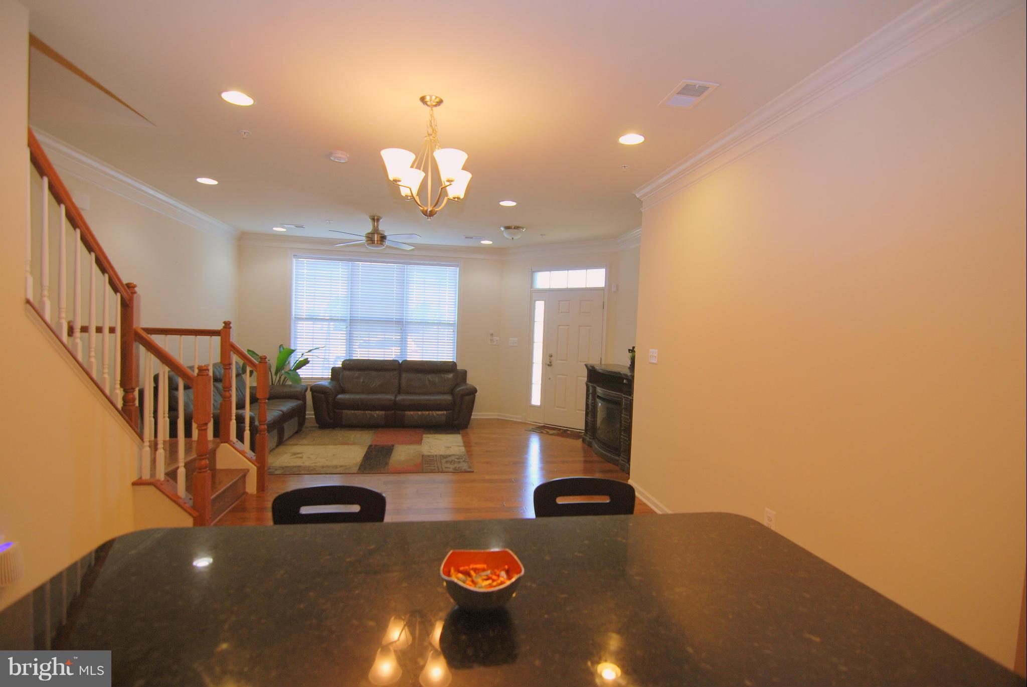 LOUDOUN VALLEY ESTATES - Residential Lease