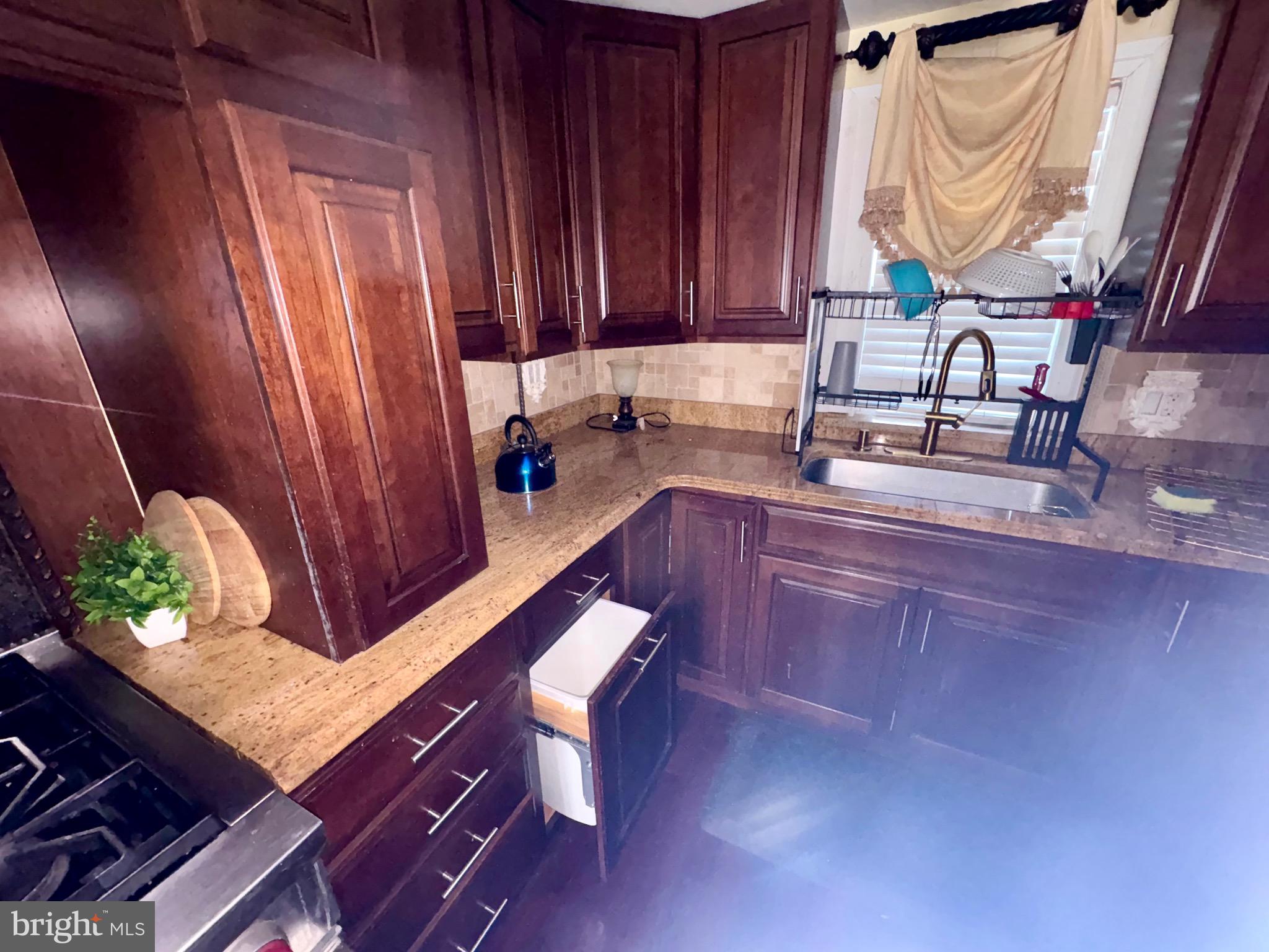 WEST OAK LANE - Residential