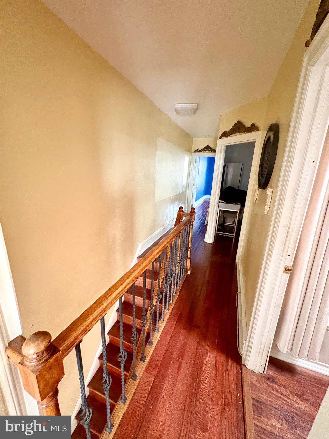 WEST OAK LANE - Residential