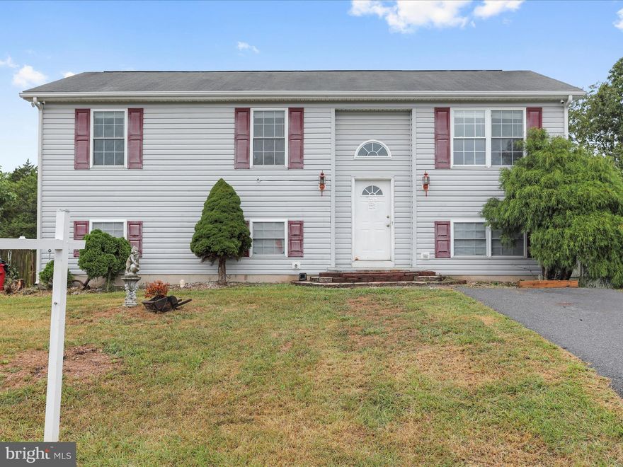 Coming Soon - Estate Sale - Sold as-is. Crawford Law has started the title work and is the preferred title company for ease. Contact with any questions.