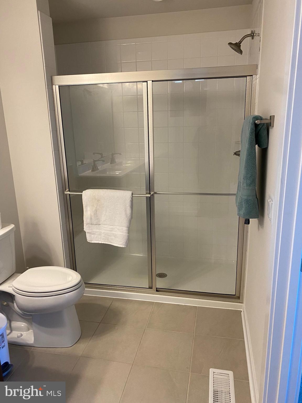 ARCADIA NORTH - Residential Lease