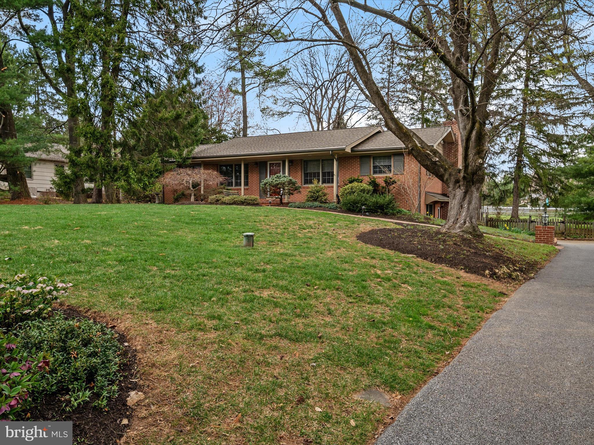 2302 RIDGE ROAD