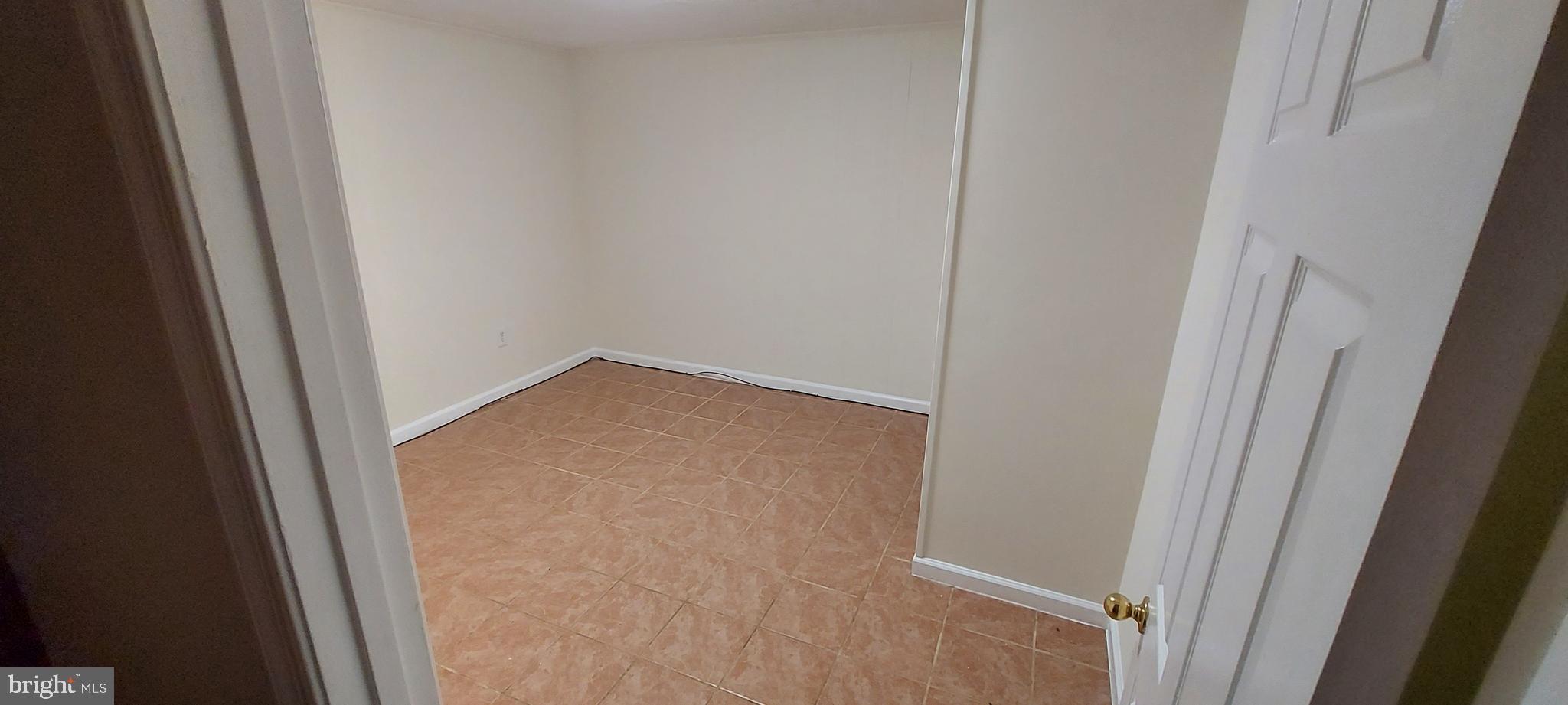 KENMOOR - Residential Lease