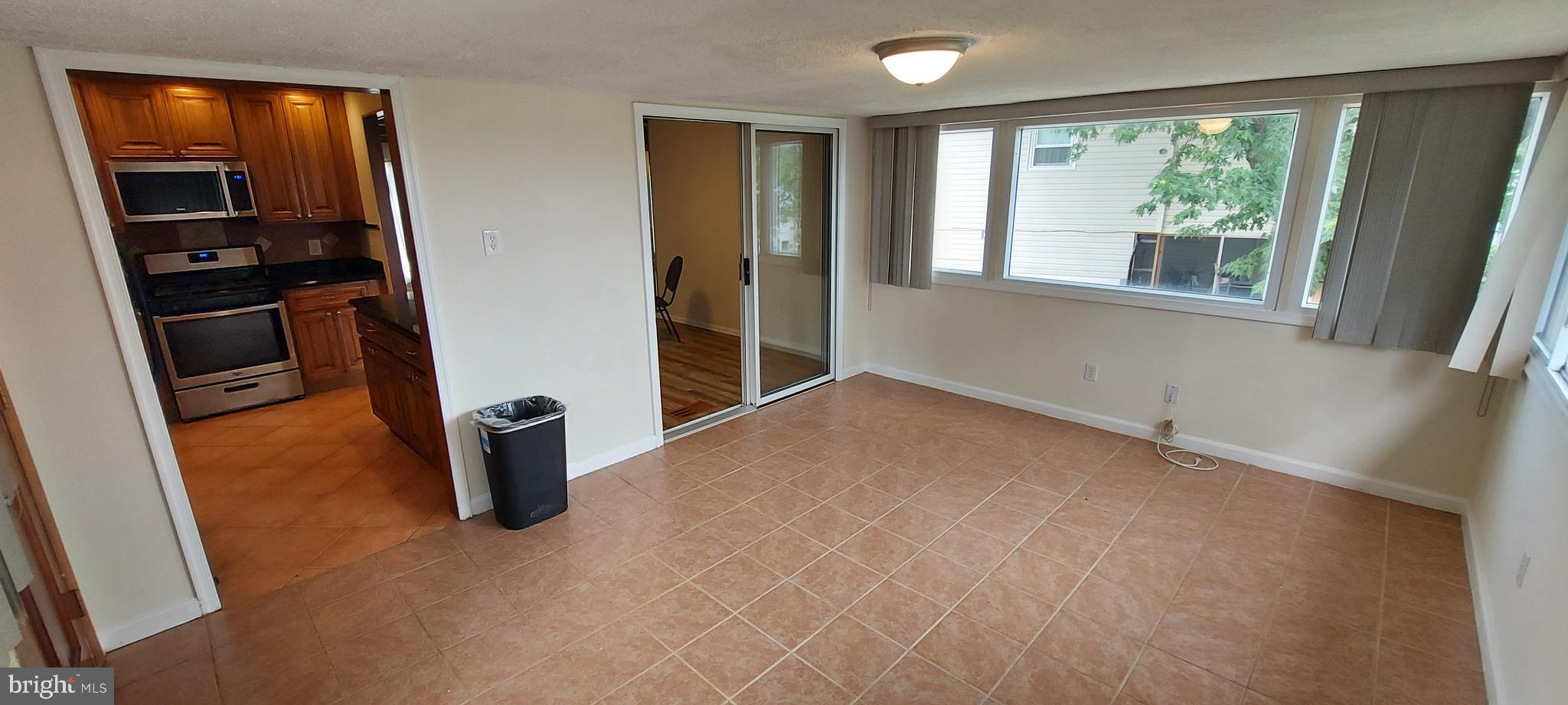 KENMOOR - Residential Lease