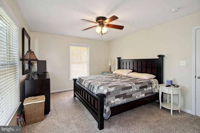 PARADISE BEACH - Residential Lease