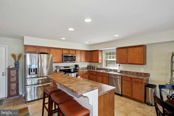 PARADISE BEACH - Residential Lease