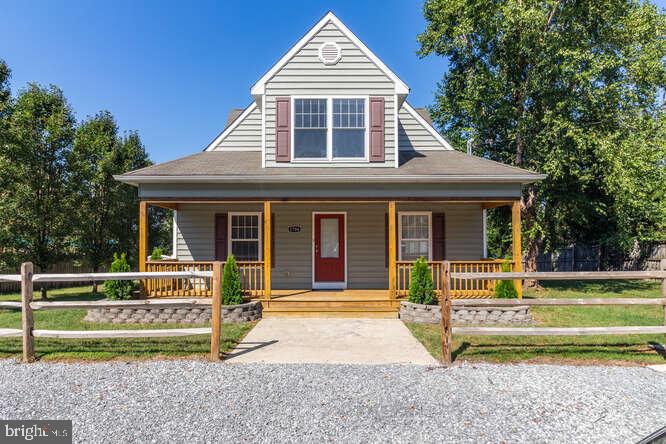 PARADISE BEACH - Residential Lease