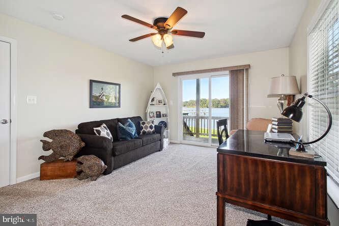 PARADISE BEACH - Residential Lease