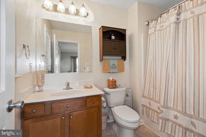 PARADISE BEACH - Residential Lease