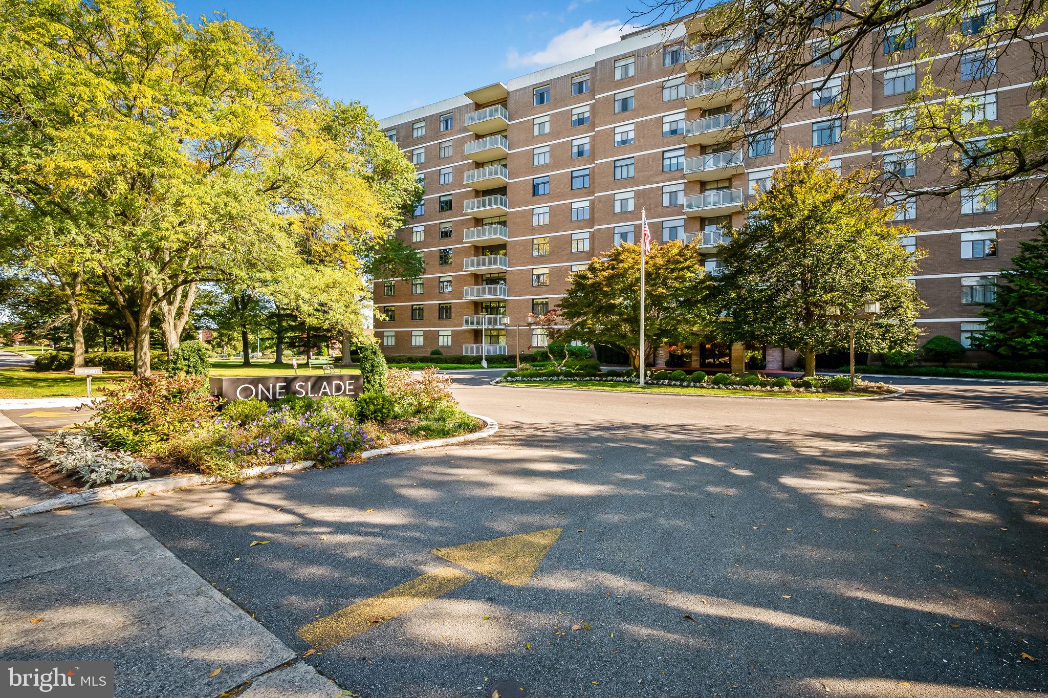 PIKESVILLE - Residential