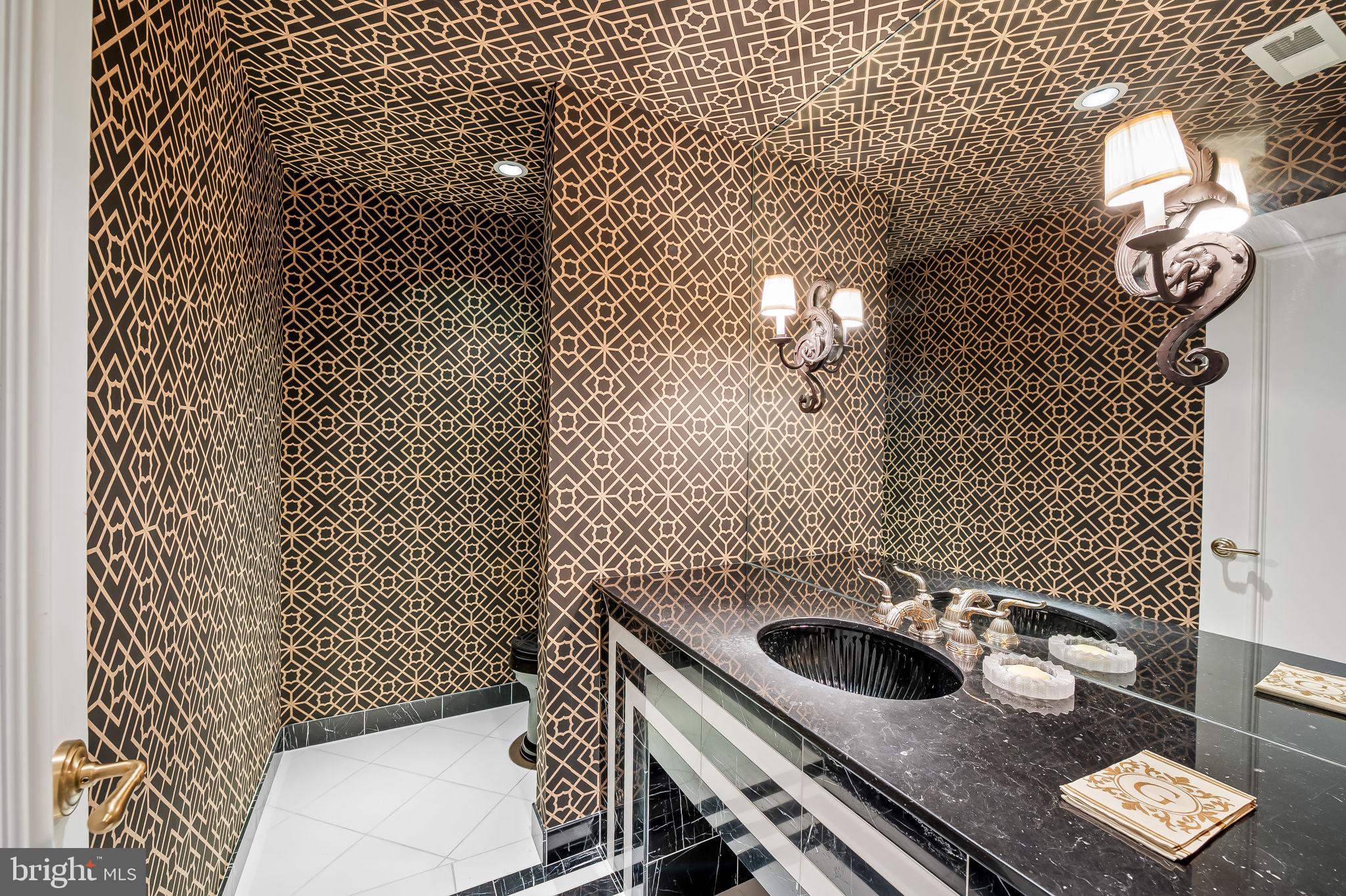 PIKESVILLE - Residential