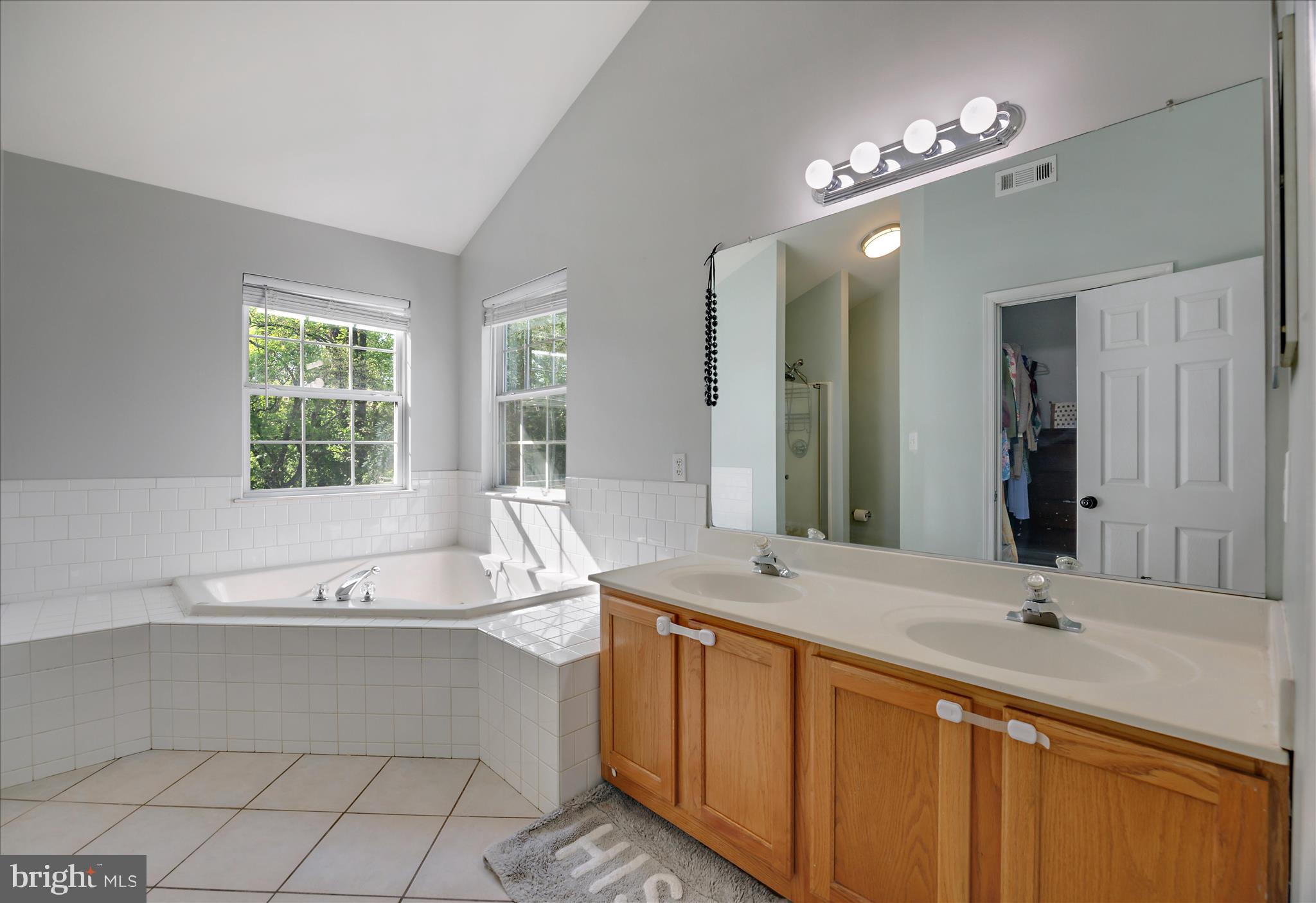 SAGAMORE RUN - Residential
