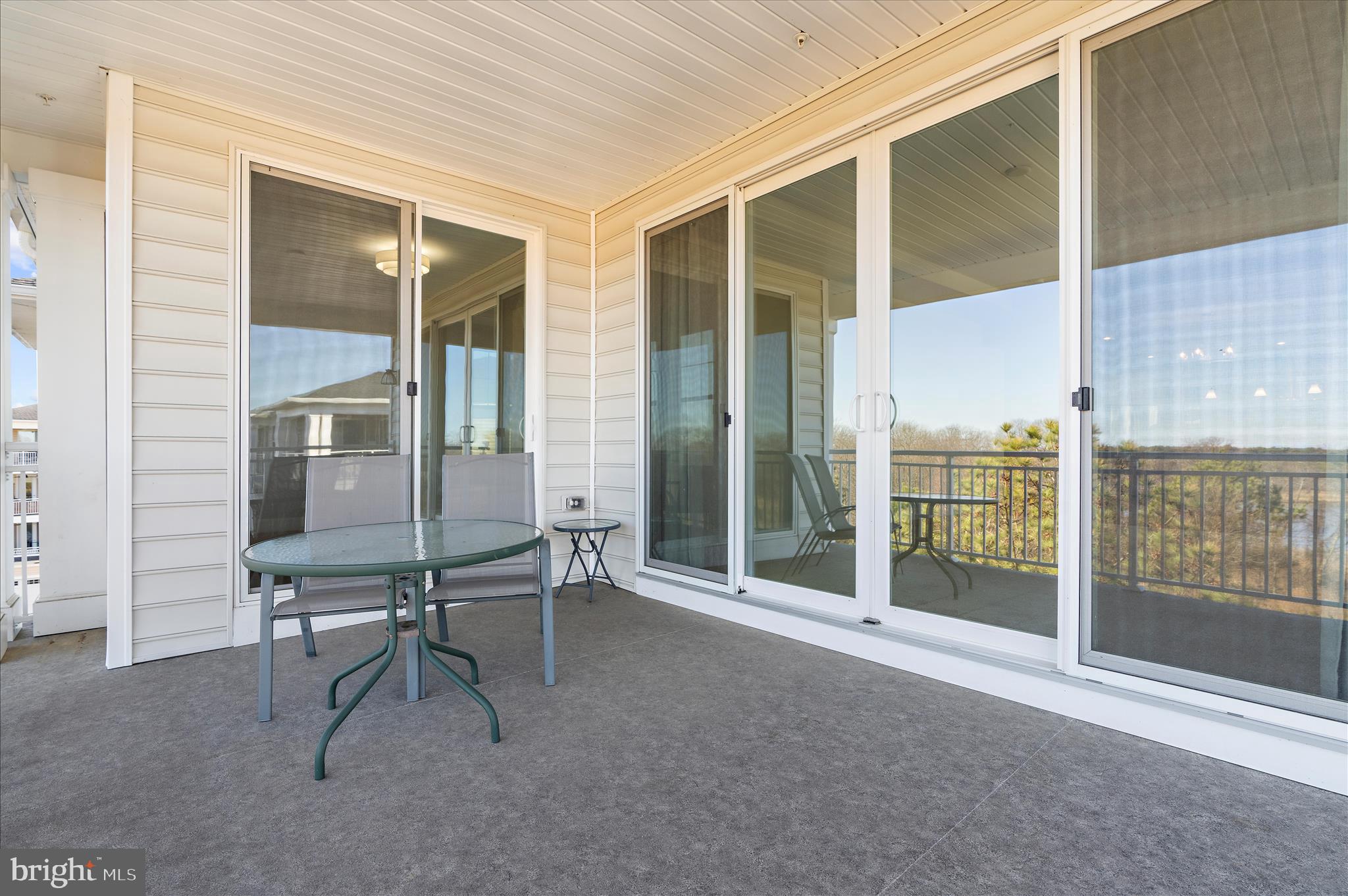 FOUR SEASONS AT KENT ISLAND - Residential