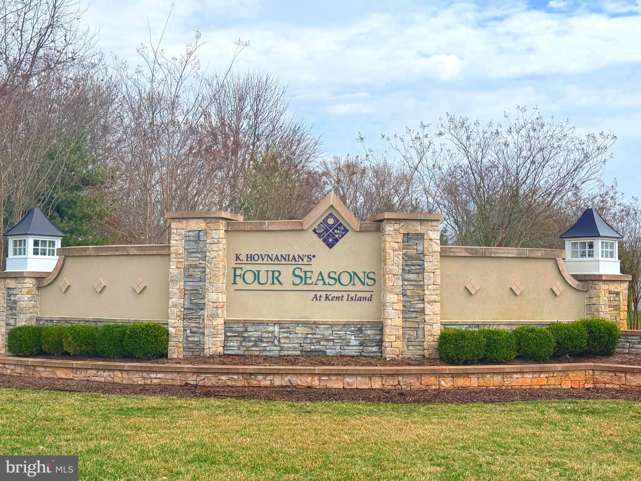 2000 HERONS NEST WAY 401