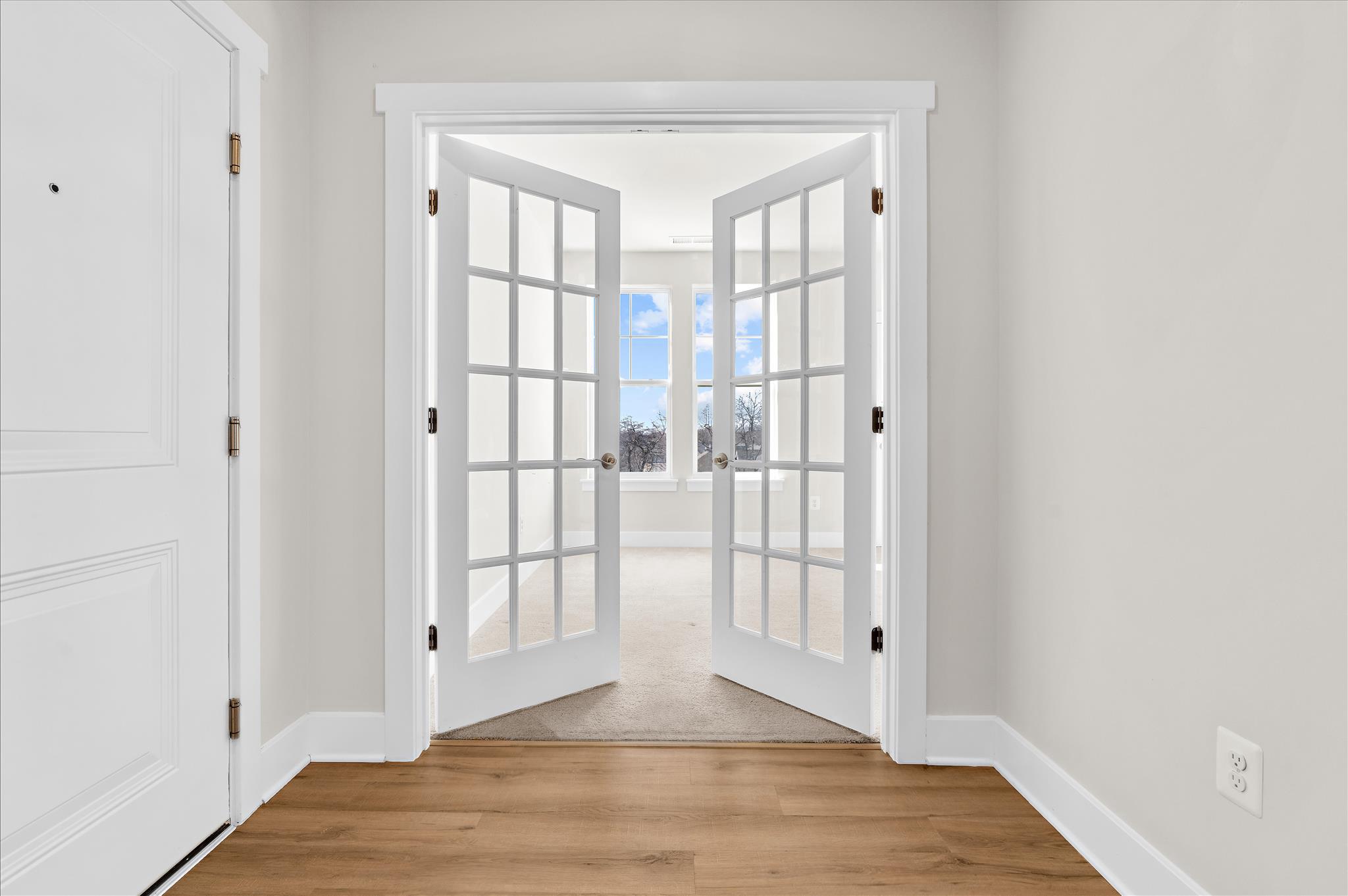 FOUR SEASONS AT KENT ISLAND - Residential