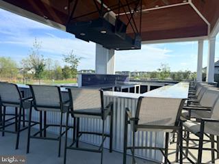 FOUR SEASONS AT KENT ISLAND - Residential