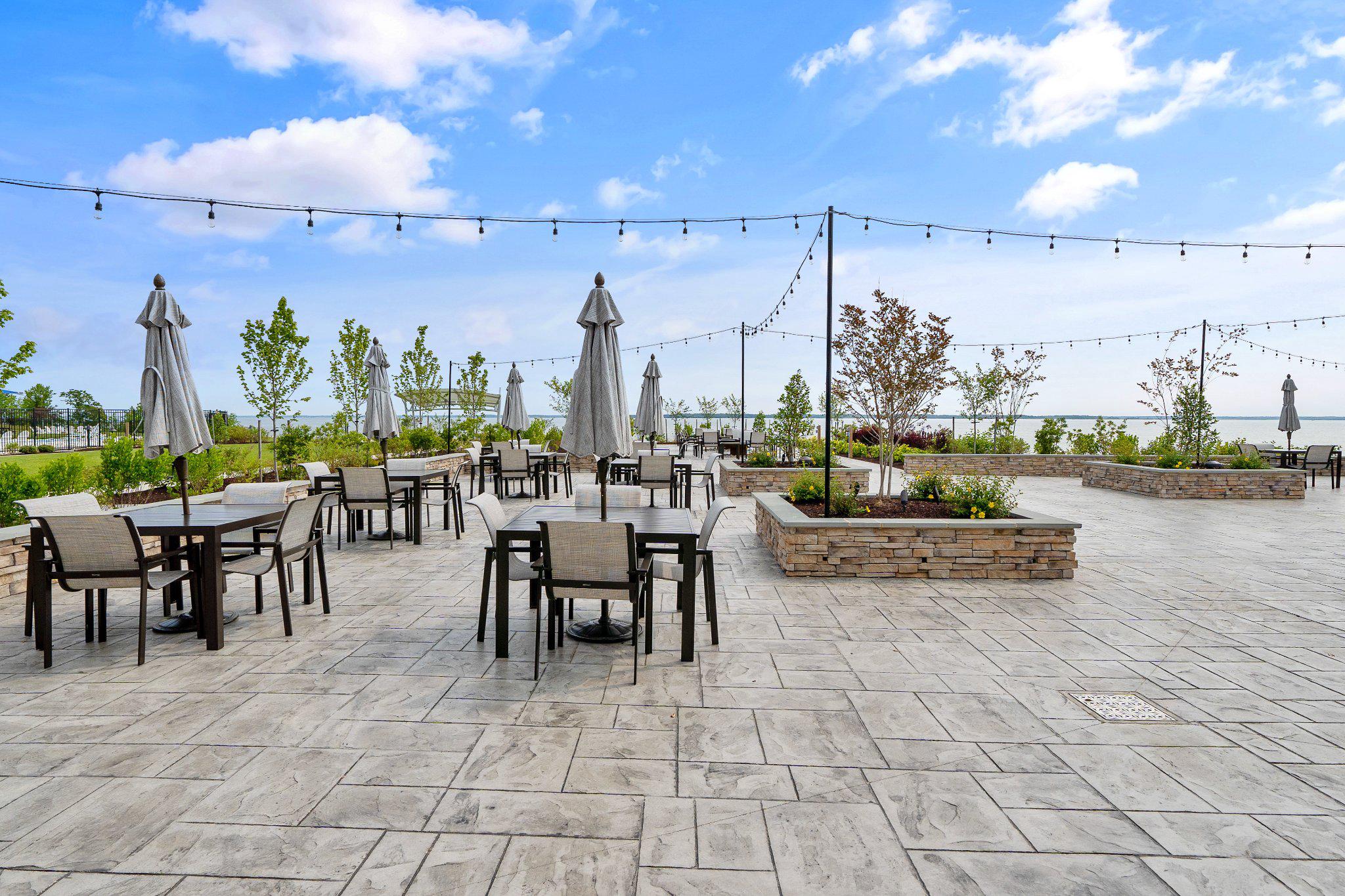 FOUR SEASONS AT KENT ISLAND - Residential