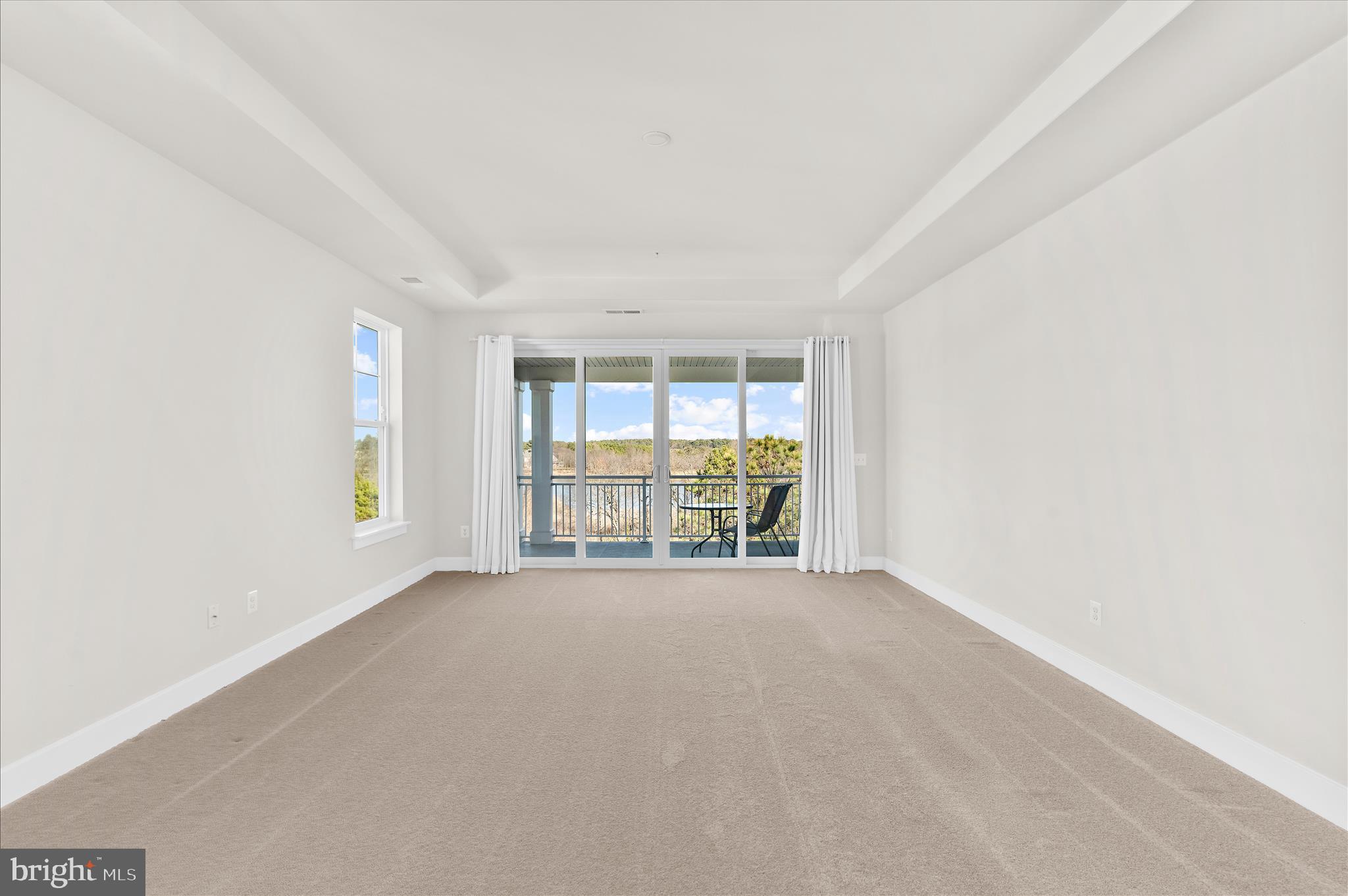 FOUR SEASONS AT KENT ISLAND - Residential