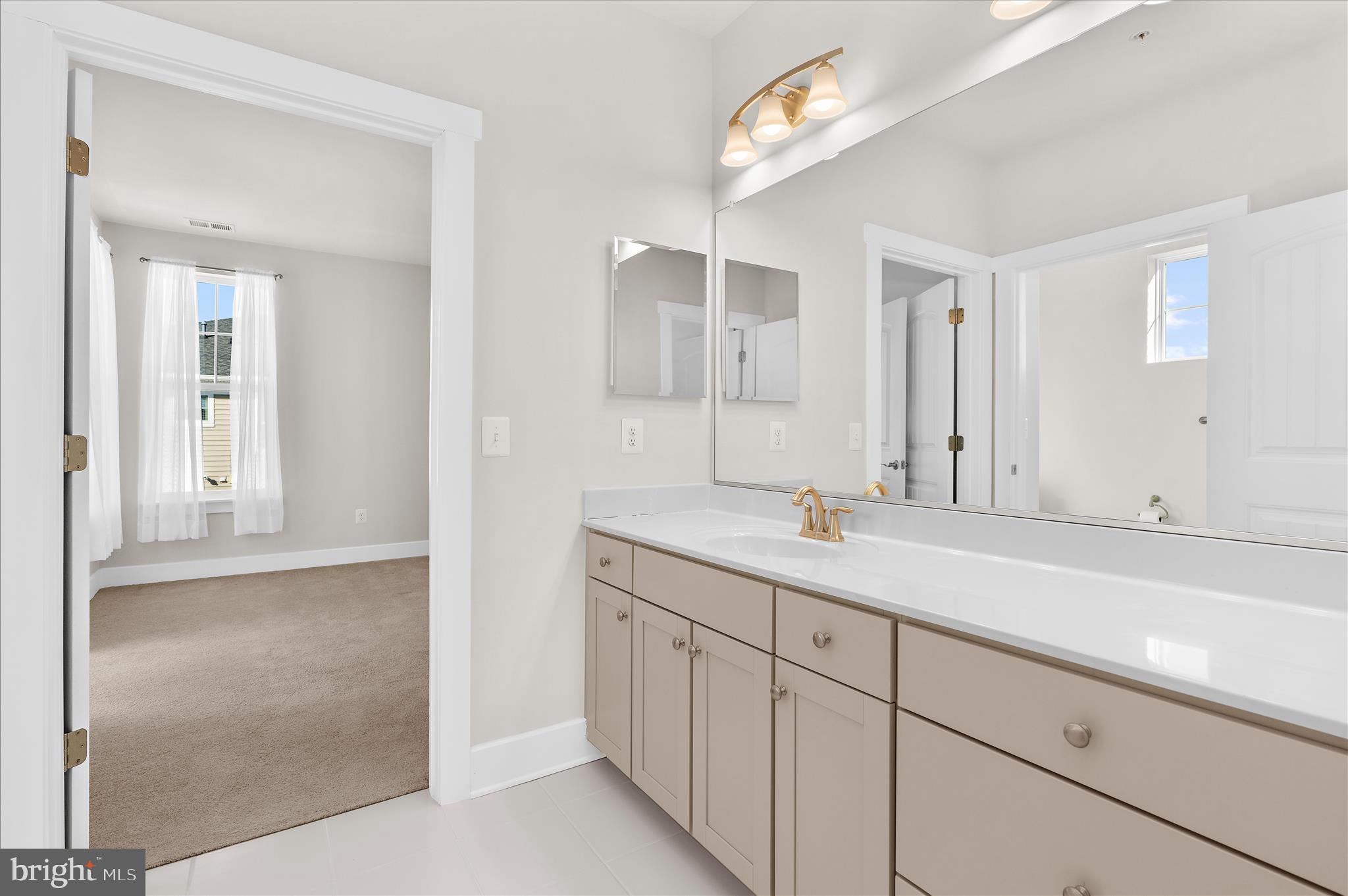 FOUR SEASONS AT KENT ISLAND - Residential