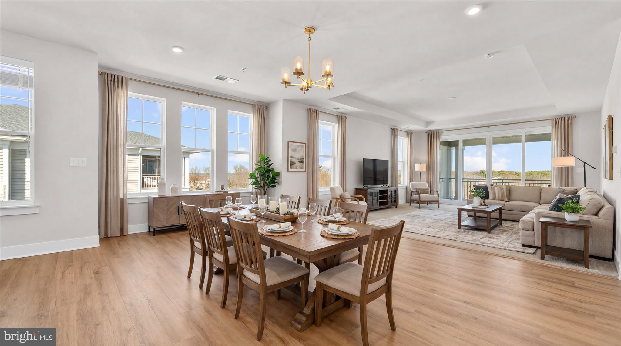 FOUR SEASONS AT KENT ISLAND - Residential