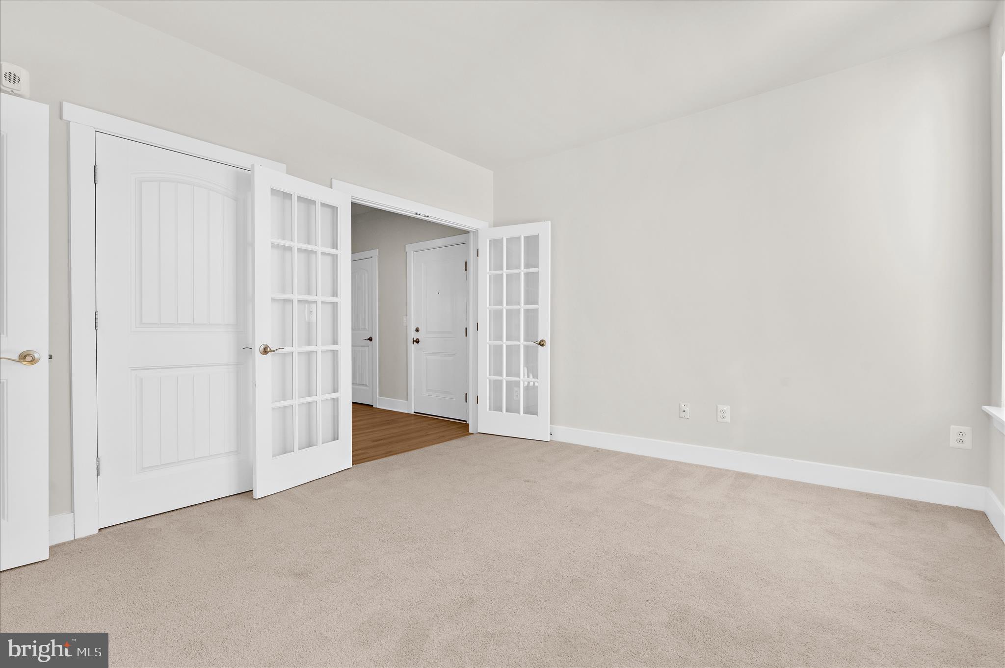 FOUR SEASONS AT KENT ISLAND - Residential