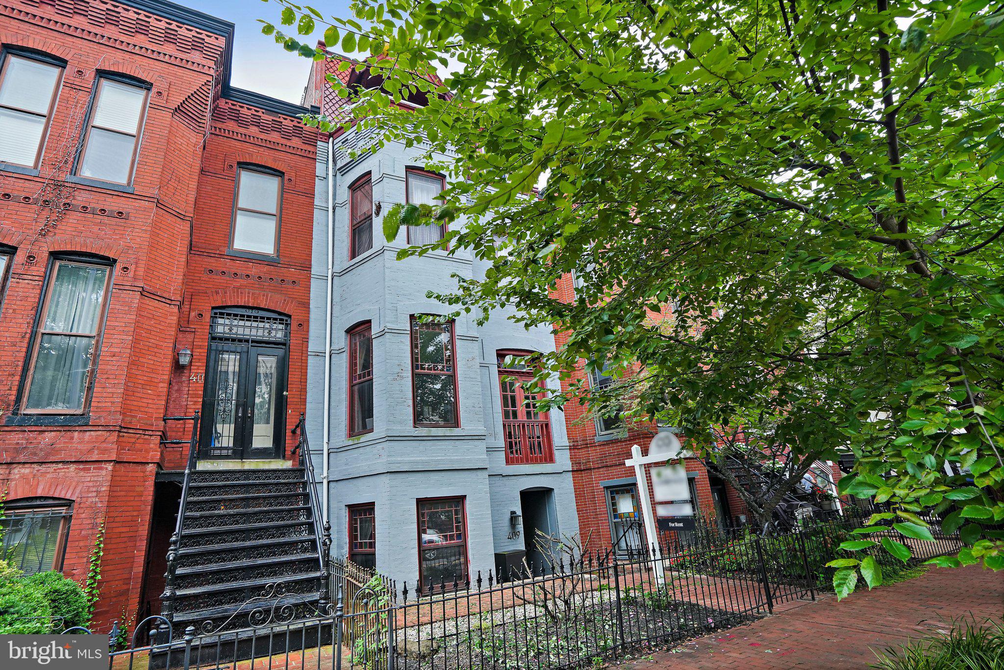 409 CONSTITUTION AVENUE NE 3