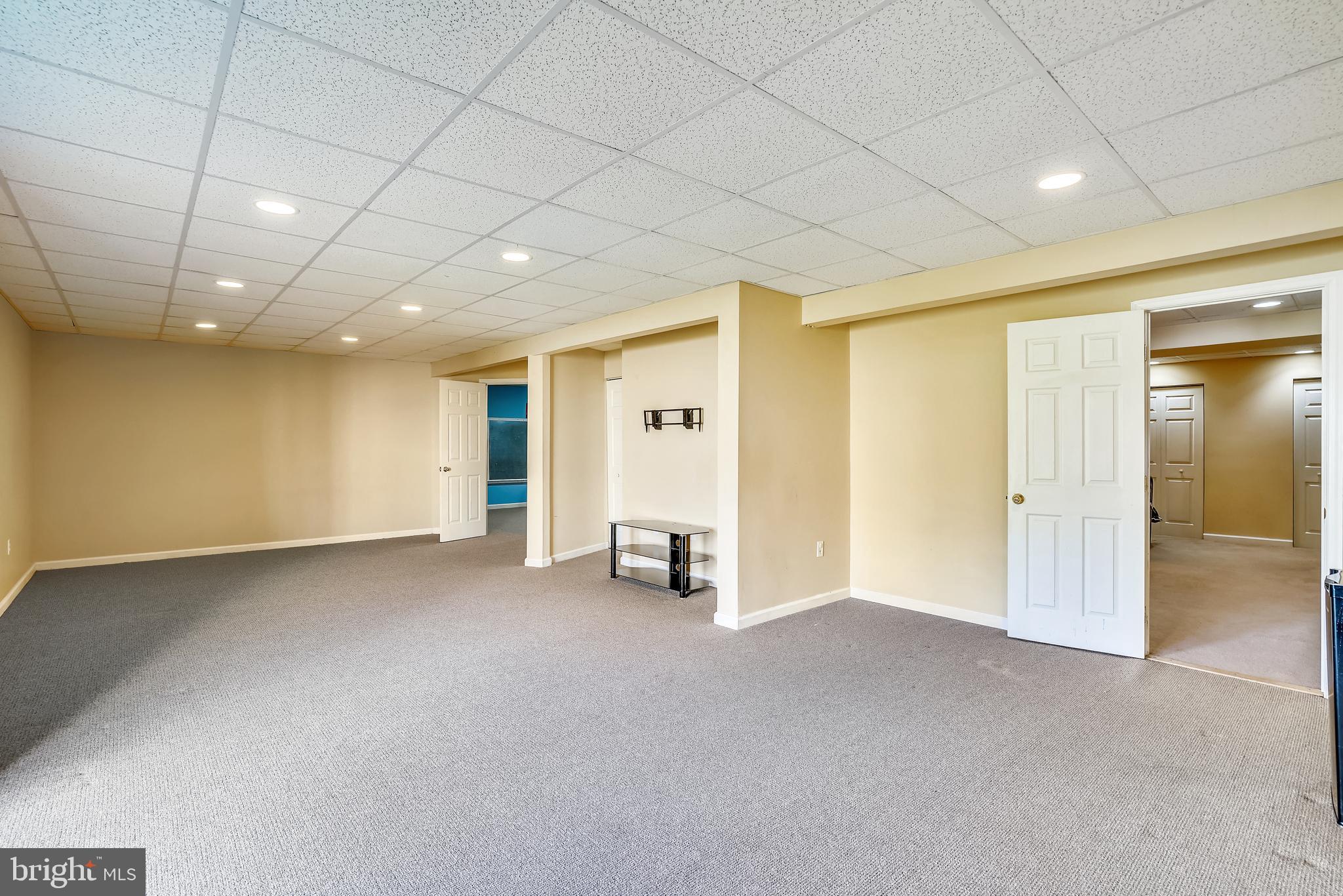 VILLAGES OF WINTERSET - Residential