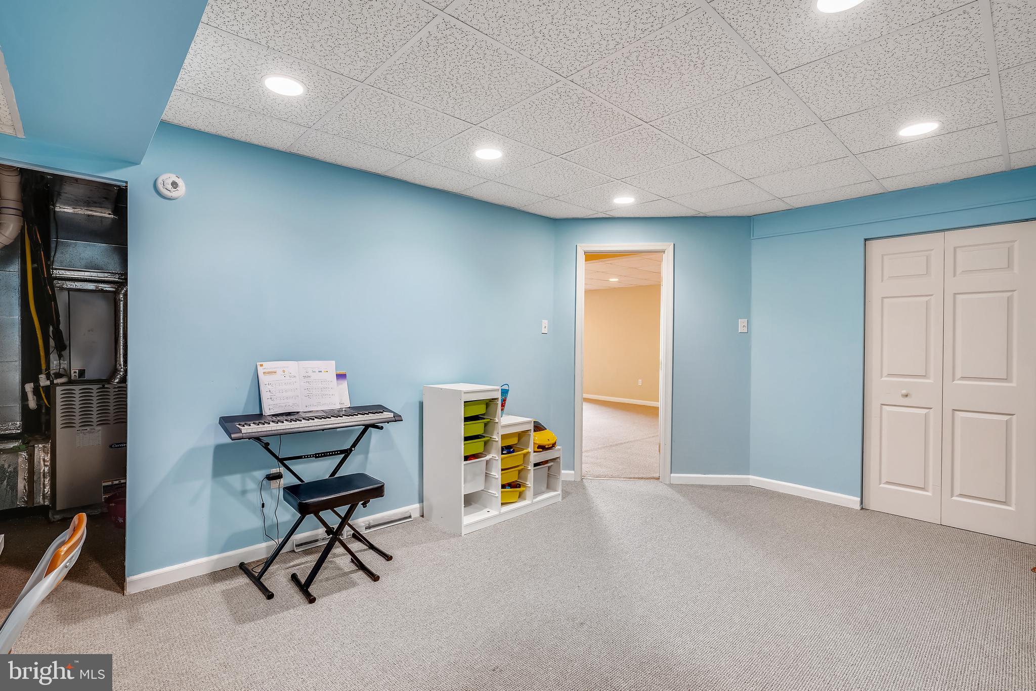 VILLAGES OF WINTERSET - Residential