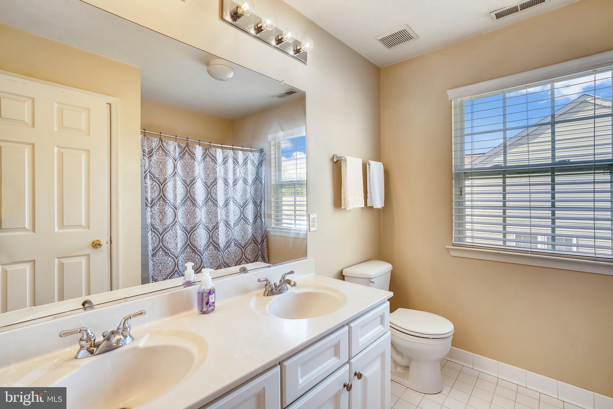 VILLAGES OF WINTERSET - Residential