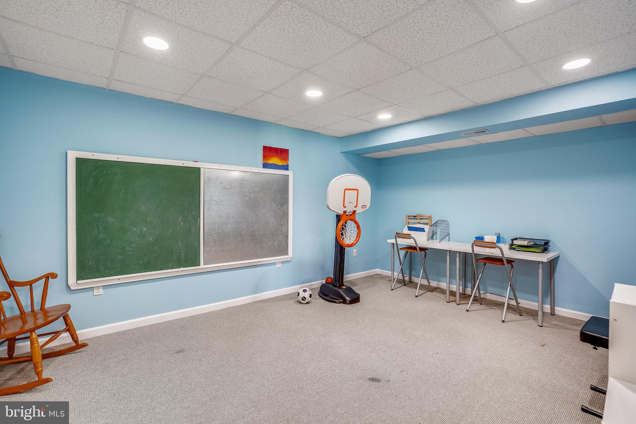 VILLAGES OF WINTERSET - Residential