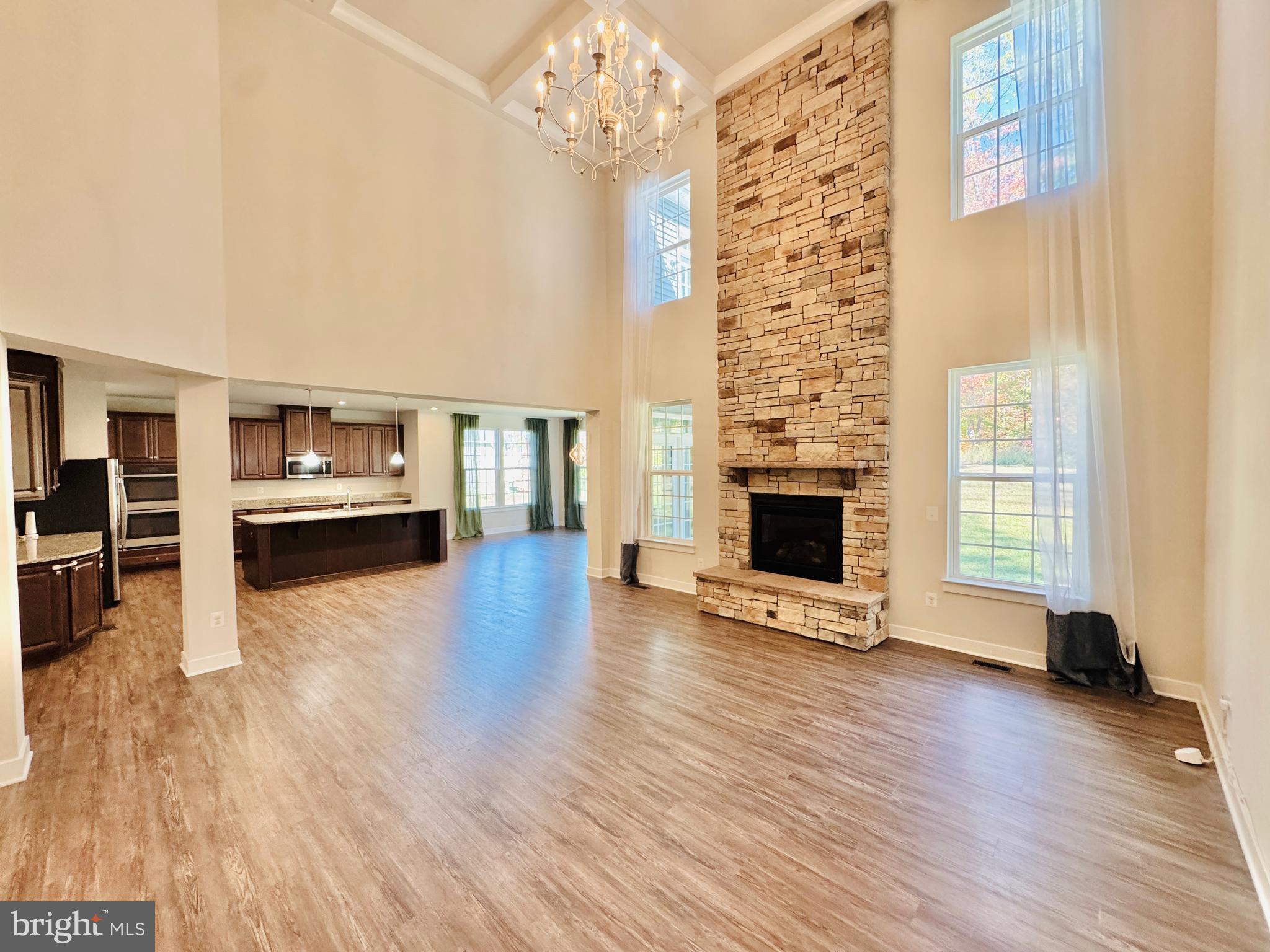 ONVILLE ESTATES - Residential Lease