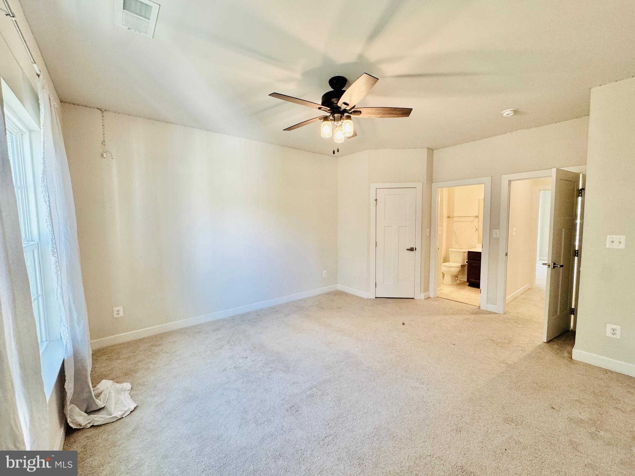 ONVILLE ESTATES - Residential Lease