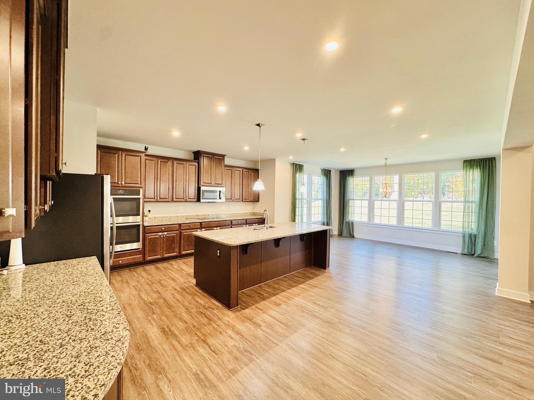 ONVILLE ESTATES - Residential Lease