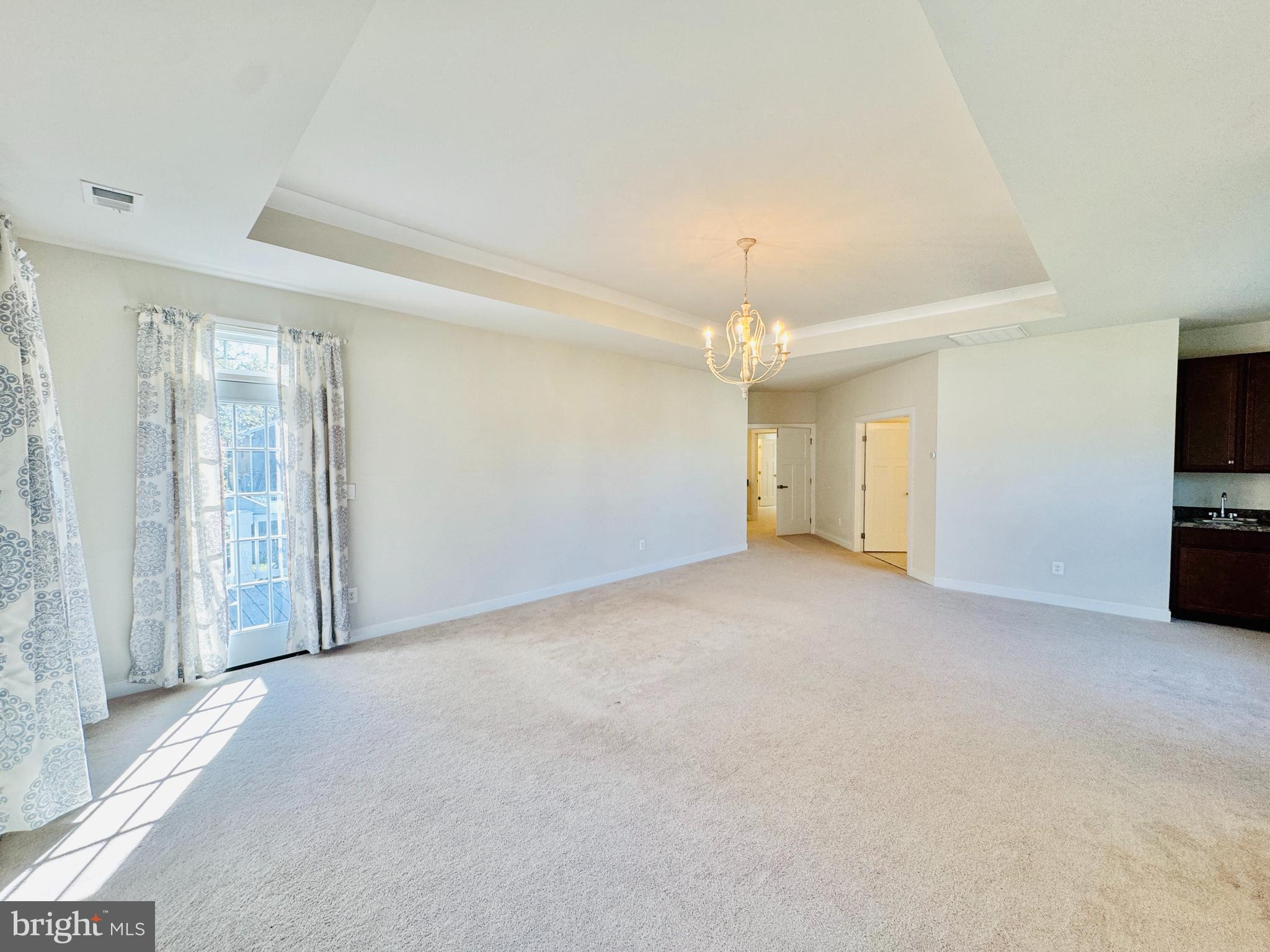 ONVILLE ESTATES - Residential Lease