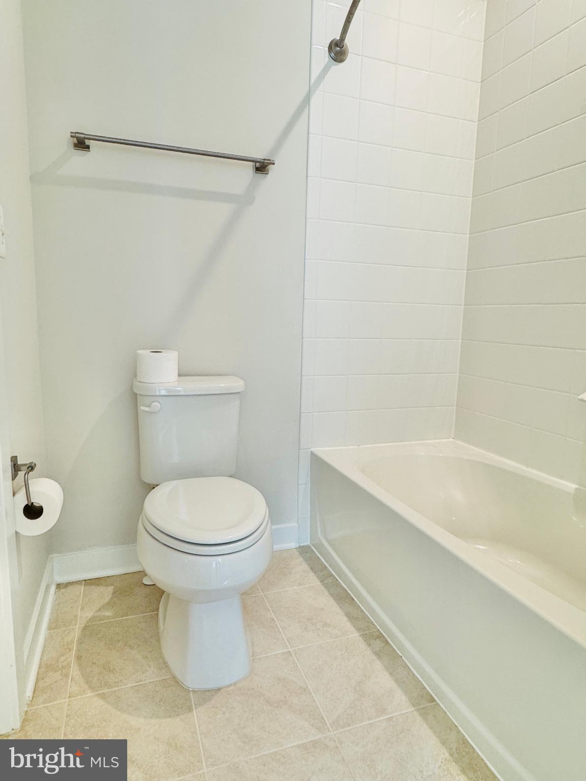 ONVILLE ESTATES - Residential Lease