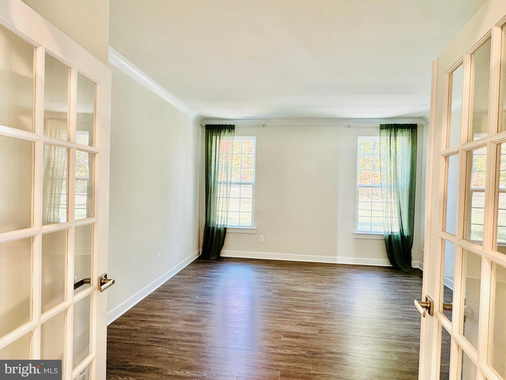 ONVILLE ESTATES - Residential Lease