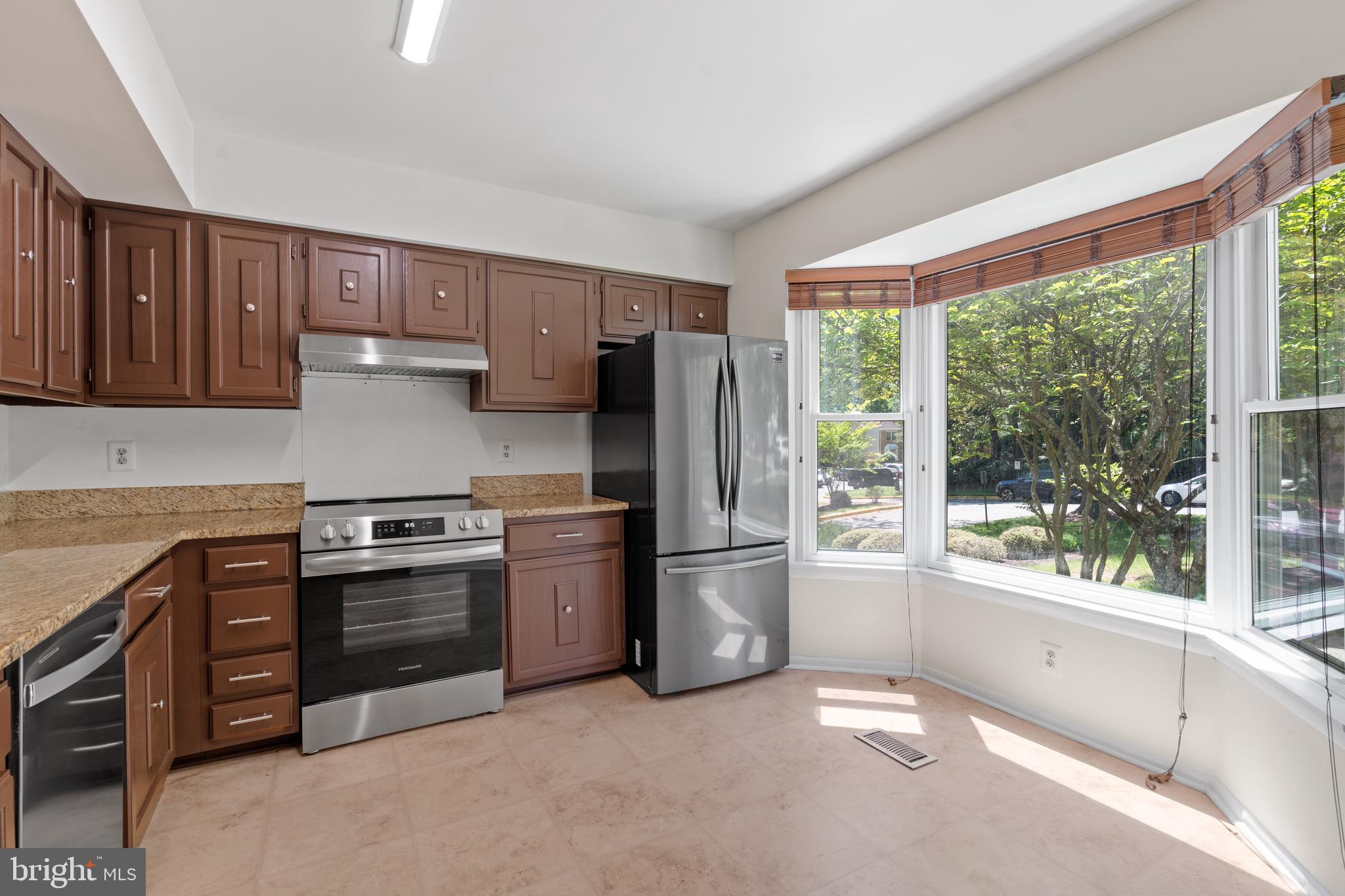 11543 SUMMER OAK DRIVE