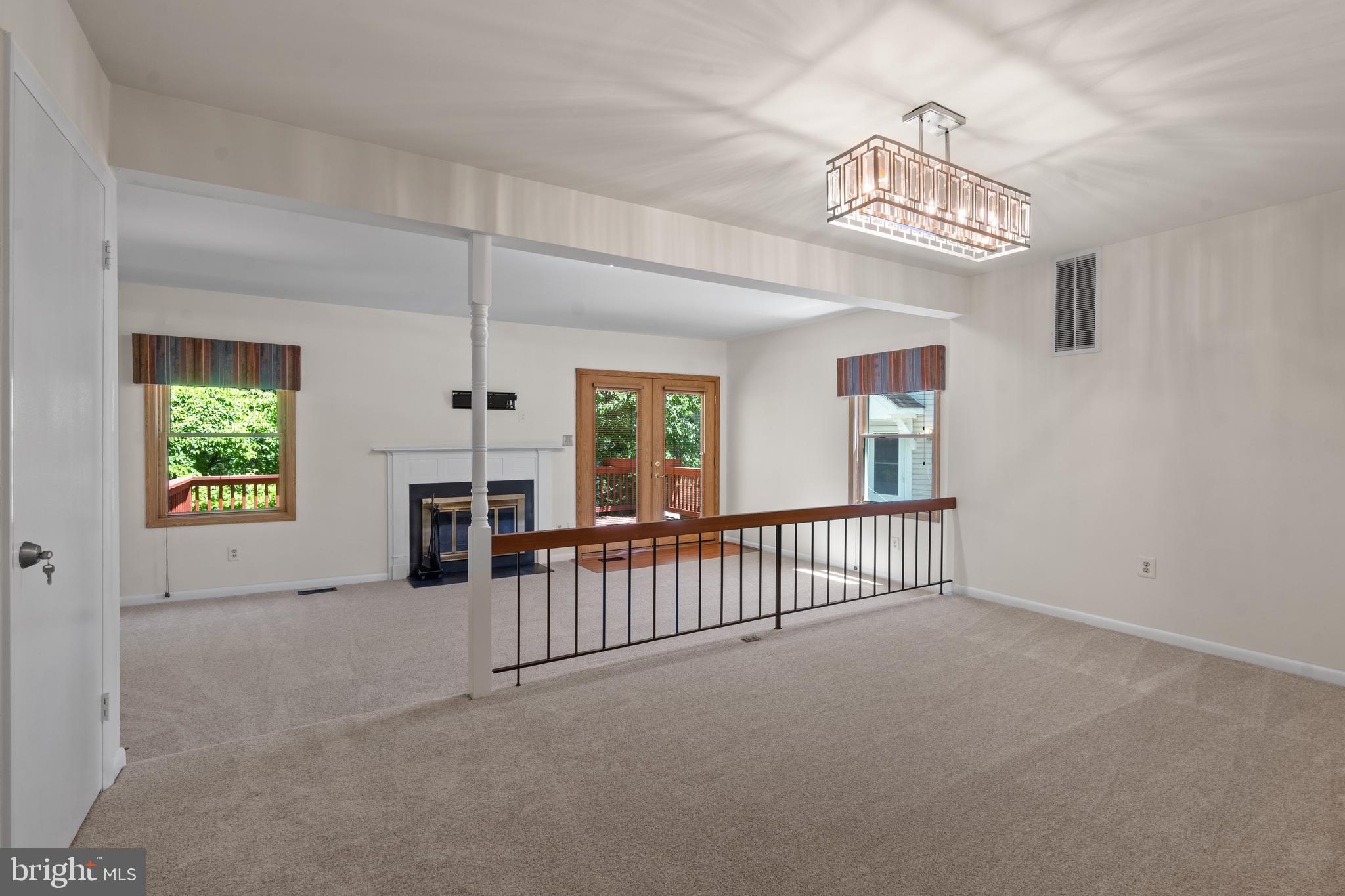 11543 SUMMER OAK DRIVE